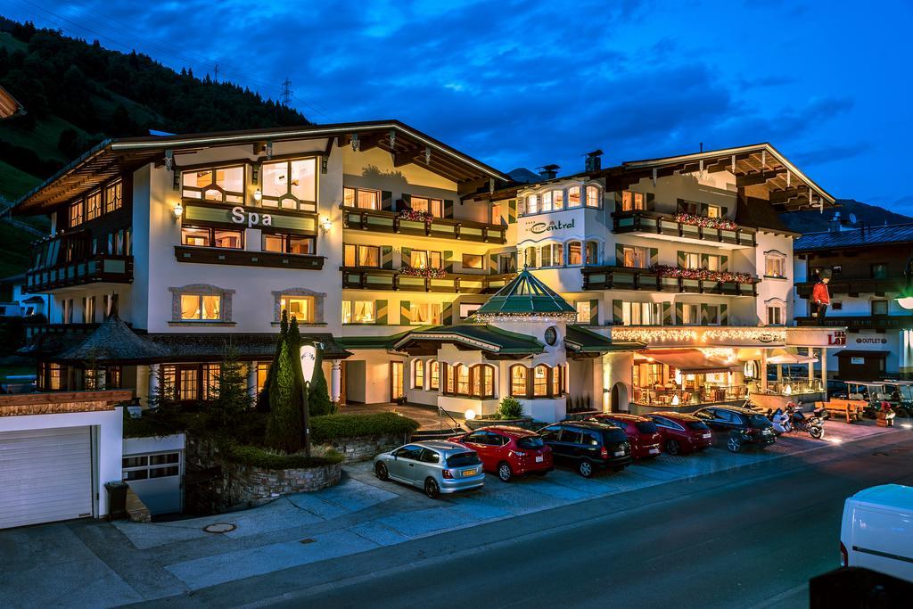 Hotel Central Gerlos Eksteriør bilde